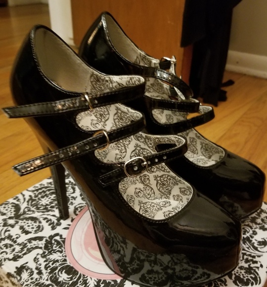 Bordello Shoes - Black patent heels